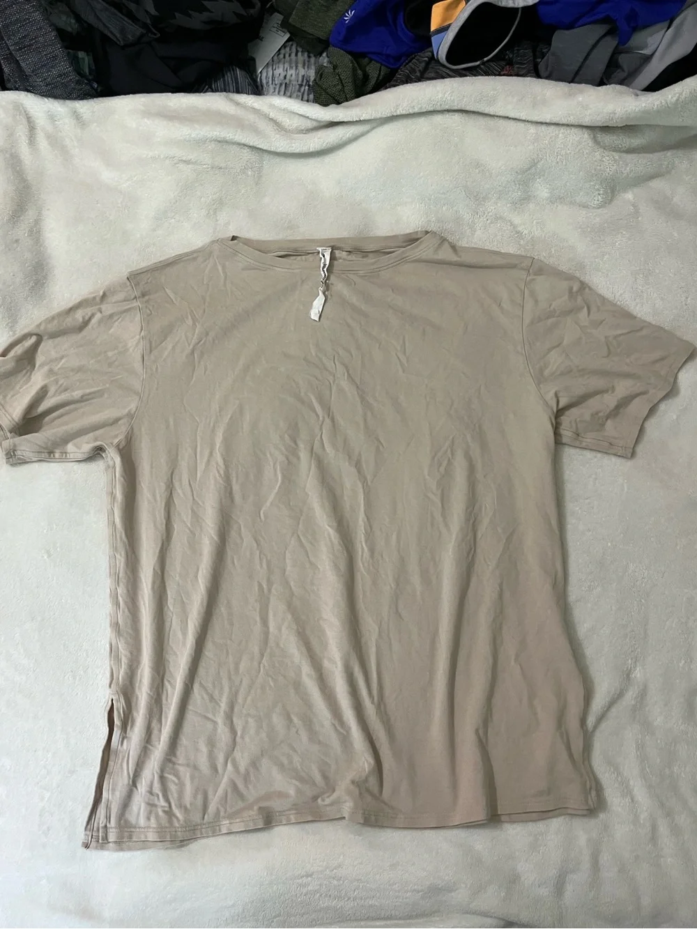 Lululemon Tee - Picture 1 of 4